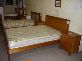 Tassie Oak Bed
