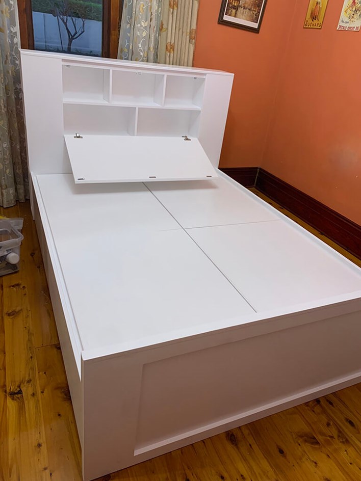 White Queen Bed