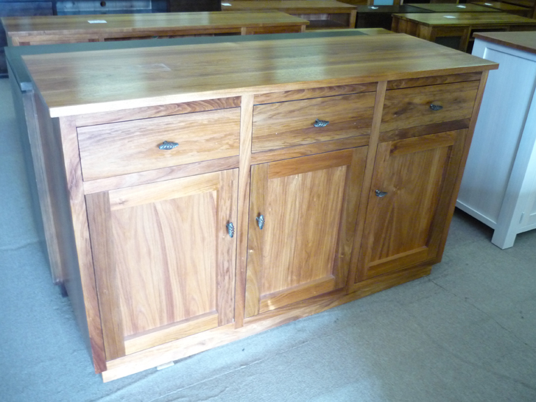 Blackwood Buffet