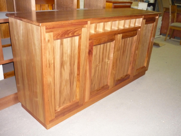 Blackwood Buffet