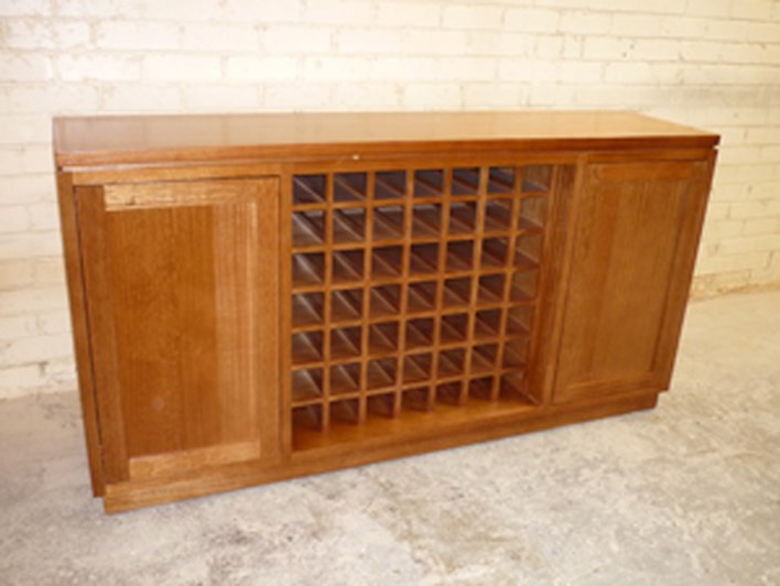 Tassie Oak Buffet