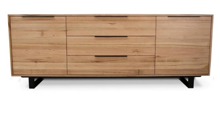 Tassie Oak Buffet