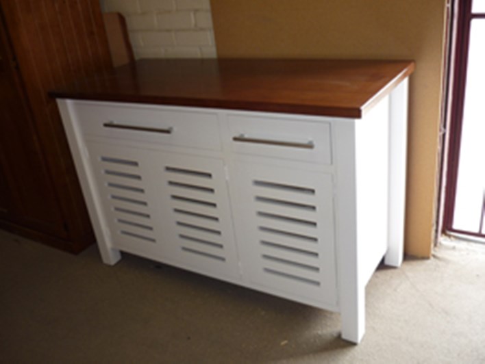 White Buffet
