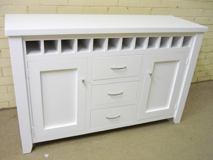 White Buffet