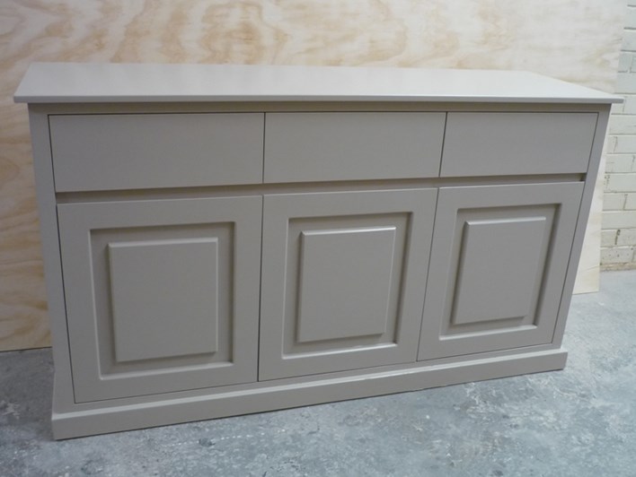 Grey Buffet