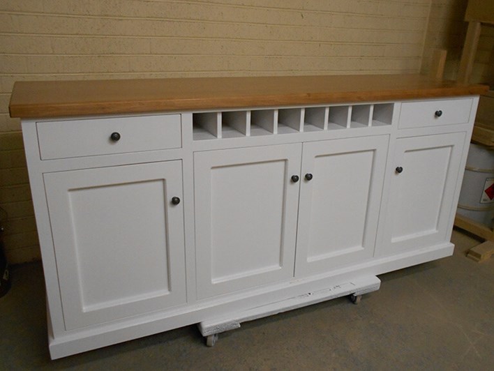 White Buffet