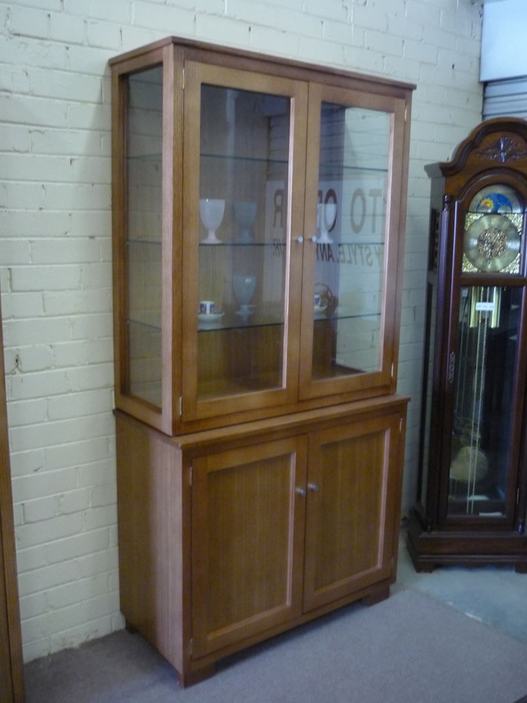 Tassie Oak Display Unit