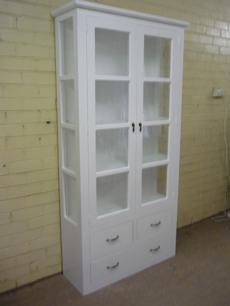 White Display Unit