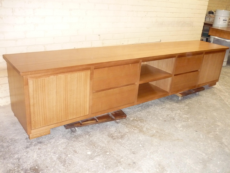 Tassie Oak TV Unit