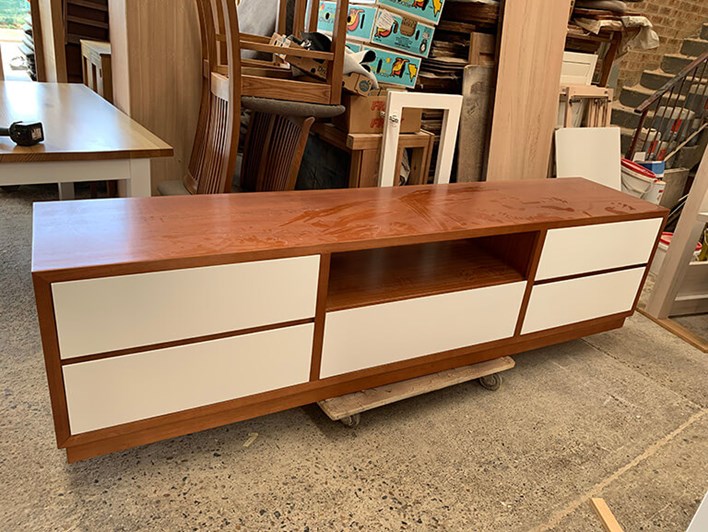 Tassie Oak TV Unit
