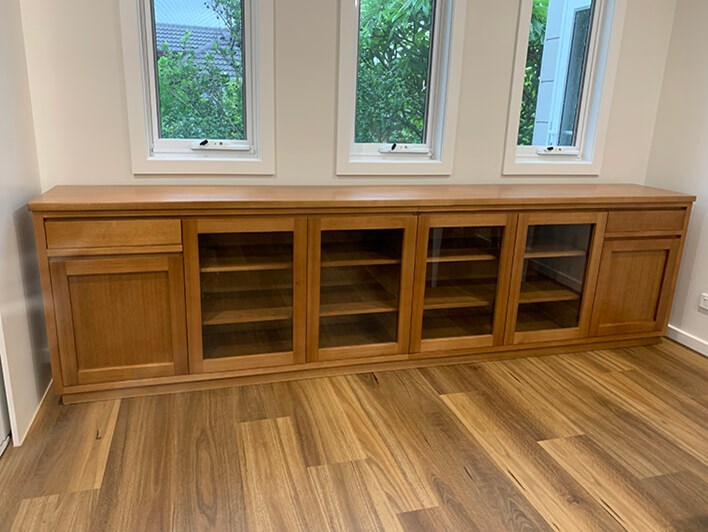 Tassie Oak TV Unit