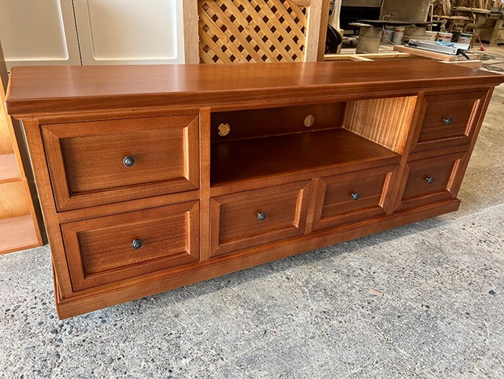 Tassie Oak TV Unit
