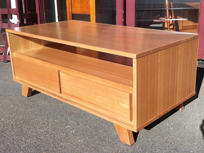 Tassie Oak Coffee Table