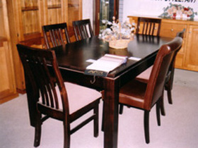 Tassie Oak Dining Suite