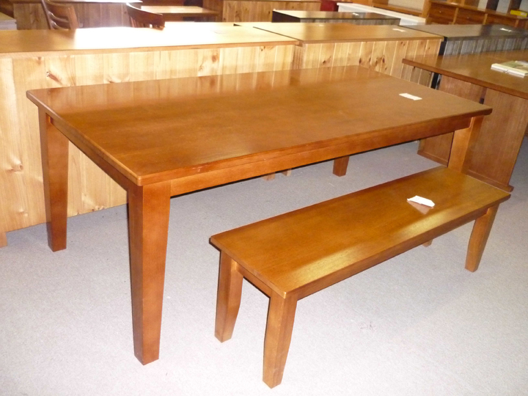 Tassie Oak Table