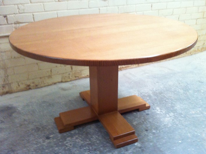 Tassie Oak Dining Table