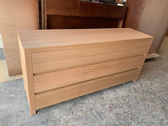 Tassie Oak Lowboy