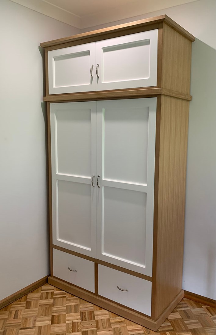 Tassie Oak Wardrobe